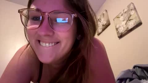 innocentlilsarah online show from 10/20/25, 06:30