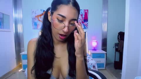 Luna moon online show from 05/08/26, 02:39