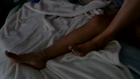 Snapshot of insatiablecpl333 chatting on 01/15/25, 06:19 InsatiableCpl333 online show from 01/15/25, 06:19