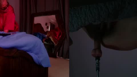 Snapshot of insatiablecpl333 chatting on 10/30/25, 04:19 InsatiableCpl333 online show from 10/30/25, 04:19