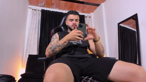 Brayan Chavez online show from 04/27/26, 01:58