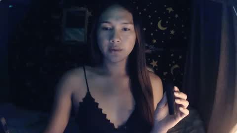 Snapshot of insulting_whoreifica chatting on 02/24/25, 07:11 MAXINE online show from 02/24/25, 07:11