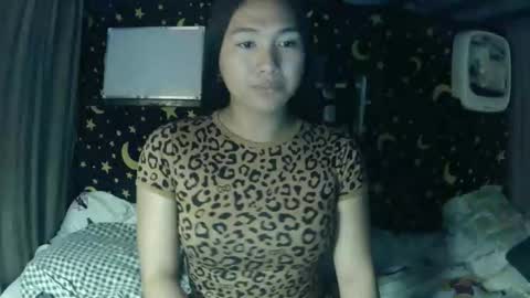 Snapshot of insulting_whoreifica chatting on 02/09/26, 03:21 MAXINE online show from 02/09/26, 03:21