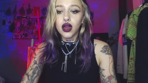 Insunnity666 online show from 12/12/24, 10:31