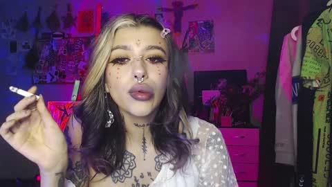 Insunnity666 online show from 12/18/24, 09:08