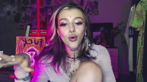 Insunnity666 online show from 12/25/24, 01:10