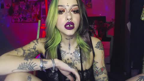 Insunnity666 online show from 01/28/25, 08:04