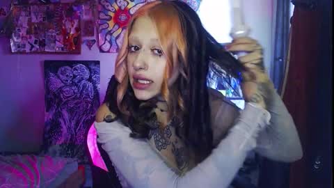 Insunnity666 online show from 10/09/25, 08:23