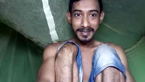 interne8famous online show from 12/05/25, 10:24