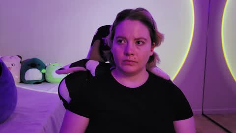 Faye online show from 12/16/24, 01:11