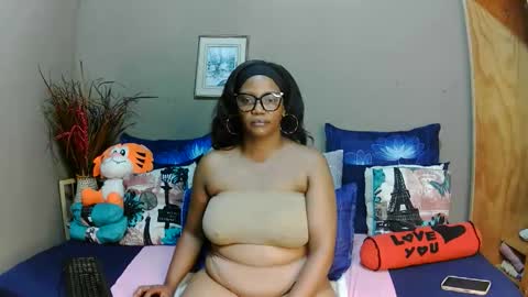 boniswa caroline online show from 03/25/26, 07:58