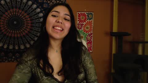 Snapshot of intimatetales chatting on 12/03/24, 07:22 Africa online show from 12/03/24, 07:22