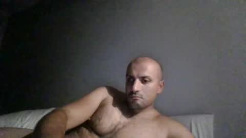 Snapshot of intolder35 chatting on 04/04/26, 11:29 intolder35 online show from 04/04/26, 11:29