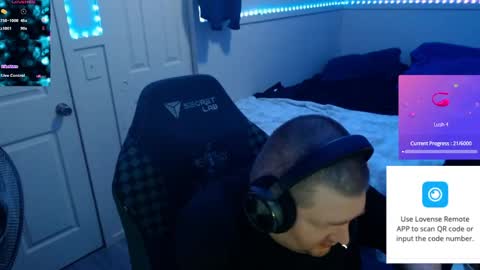 Snapshot of iowaman85 chatting on 04/16/26, 02:45 iowaman85 online show from 04/16/26, 02:45