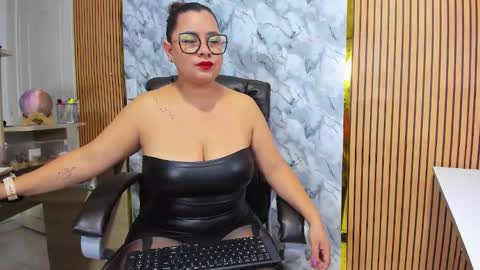 Snapshot of ireneandgeorge chatting on 03/16/26, 11:31 IRENE EVANS And Mr. George online show from 03/16/26, 11:31