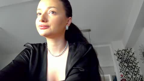 Ir s room online show from 12/11/24, 04:39