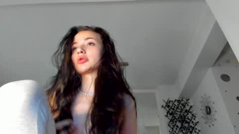 Ir s room online show from 12/20/24, 03:42