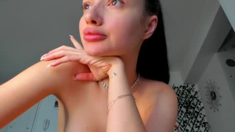 Ir s room online show from 01/21/25, 08:52