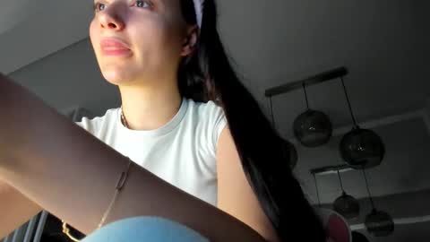 Ir s room online show from 10/06/25, 04:43