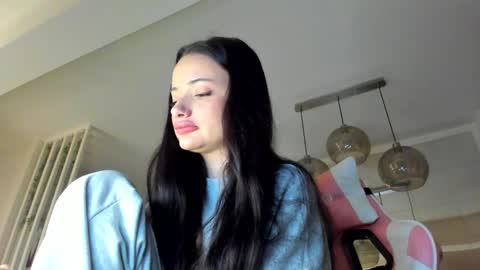 Ir s room online show from 11/24/25, 04:34