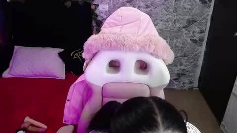 Snapshot of iriina_hotbusty chatting on 10/31/25, 09:27 Irina  online show from 10/31/25, 09:27