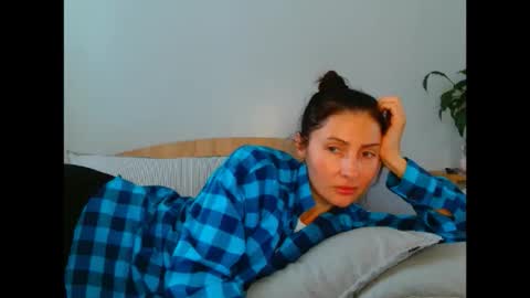 irina online show from 04/07/26, 09:43