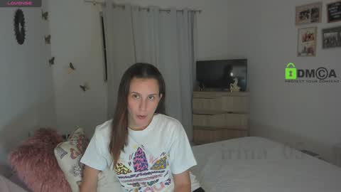 Snapshot of irina_05 chatting on 01/29/25, 01:05  IRINA  online show from 01/29/25, 01:05