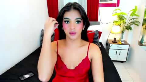 Snapshot of irina_woodshakylishxx chatting on 04/21/26, 01:42 IRINAA online show from 04/21/26, 01:42