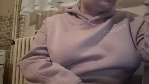 IrinnaK online show from 02/25/25, 06:53