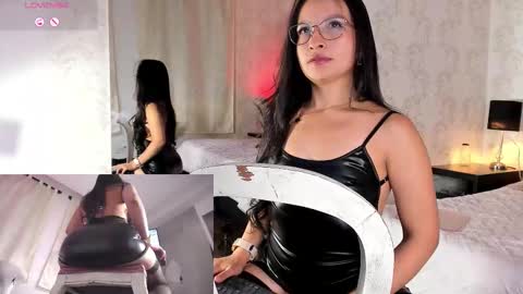 Queen Iris online show from 02/18/26, 04:25