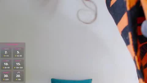 Snapshot of iris_caprice chatting on 12/03/25, 02:41 Instagram iris caprice online show from 12/03/25, 02:41