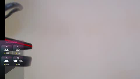 Snapshot of iris_caprice chatting on 12/23/25, 01:58 Instagram iris caprice online show from 12/23/25, 01:58