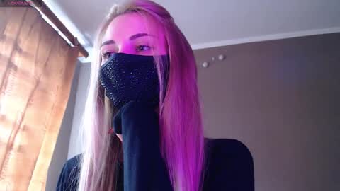 Lily online show from 09/24/25, 02:09