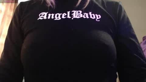 Lily online show from 11/15/25, 09:28