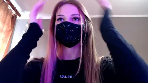 Lily online show from 05/01/26, 02:21