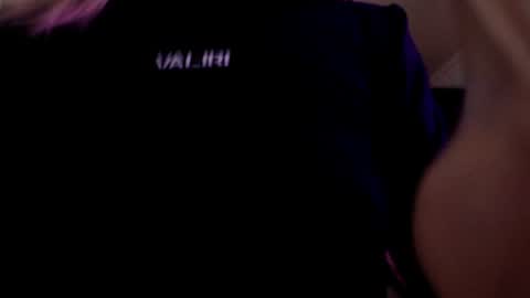 Lily online show from 06/17/26, 04:19