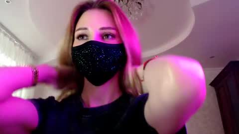 Lily online show from 06/23/26, 05:00