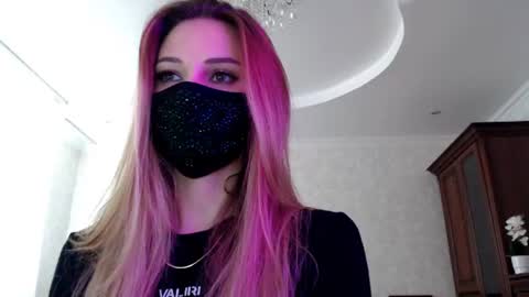 Lily online show from 07/09/26, 02:10