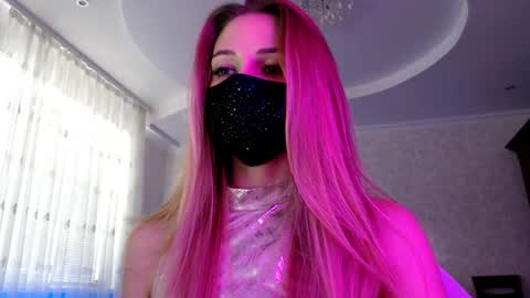 Lily online show from 07/12/26, 04:42