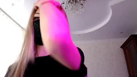 Lily online show from 07/22/26, 02:31