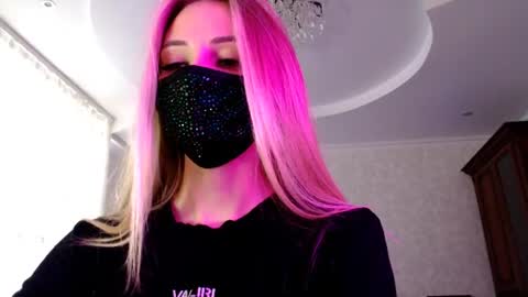 Lily online show from 07/28/26, 12:01