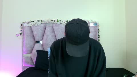 Iris online show from 02/22/26, 05:22