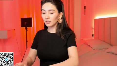 Snapshot of iris_on_cam chatting on 03/08/26, 12:08 iris on cam online show from 03/08/26, 12:08