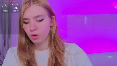 Iris  online show from 12/16/25, 09:25