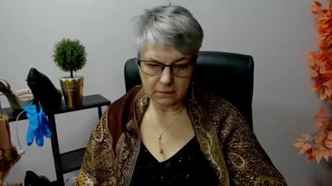 Snapshot of iris_xdesire chatting on 02/21/25, 07:23 I R I S online show from 02/21/25, 07:23