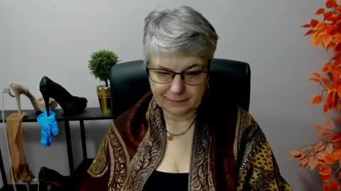 Snapshot of iris_xdesire chatting on 02/25/25, 07:20 I R I S online show from 02/25/25, 07:20