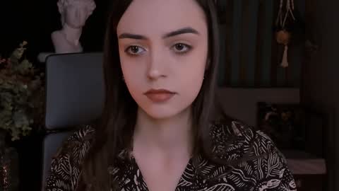 Snapshot of iriscline chatting on 12/12/24, 04:32 Iris online show from 12/12/24, 04:32