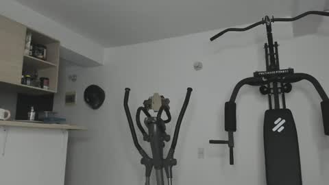 Snapshot of irisfit chatting on 04/20/26, 12:41 Iris Fit online show from 04/20/26, 12:41