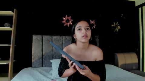 Iris Fyre  online show from 05/06/26, 12:10