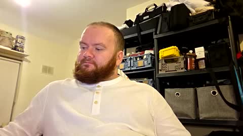 Snapshot of irishdaddy24 chatting on 01/09/26, 06:10 twitter theirishman205 online show from 01/09/26, 06:10